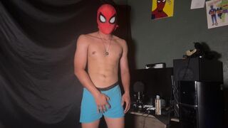 Watch Miles Morales watch as Gwen Stacy jerks off in front of him while masking herself and ruins his cumshot - 4 image