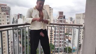Yuri Gaucho's Brazilian Bear Handjob: POV Cumload Exhibitionist - 2 image