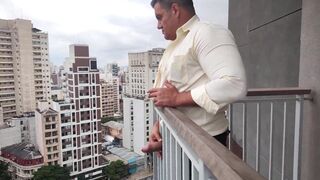 Yuri Gaucho's Brazilian Bear Handjob: POV Cumload Exhibitionist - 4 image
