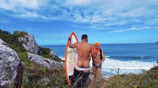 Ian Surfista gets a golden shower from a tourist with perfect ass and takes a hot load in his mouth - 1 image