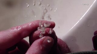 Watch me take a close-up view of my peehole while I pee in slow motion - 3 image