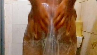 Misterfucktastic indulges in hot bisexual ass play and wetness in steamy solo bath