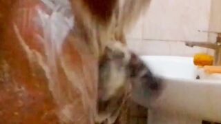 Misterfucktastic indulges in hot bisexual ass play and wetness in steamy solo bath - 7 image
