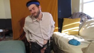 Wheelchair  Dick Swinging out