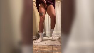 jerking with huge facial