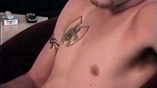 Sucking Str8 Toby and Buzz