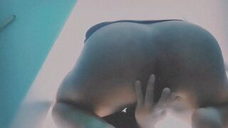 Furry masturbates through the anus