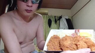 (07/15)eating fried shrimp,pork fillet cutlet bento while drinking beer - 1 image