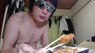 (07/15)eating fried shrimp,pork fillet cutlet bento while drinking beer