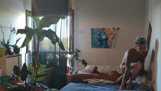 My curious hetero friend wants to try new things (parte1)