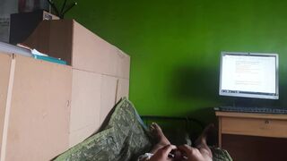 Daddy Jakol without his wife