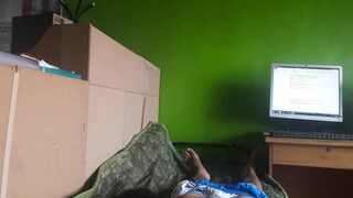 Daddy Jakol without his wife