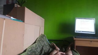 Daddy Jakol without his wife