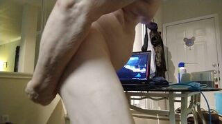 20220707 I am enjoying my under my desk that I just made!