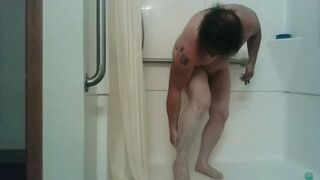 Shaving and showering on webcam - 1 image