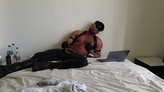 Leather hunk in chaps with gloves masturbating to porn (Paul Europe) - 4 image
