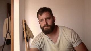 Hot straight bearded guy wank his cock and shows muscles - 7 image