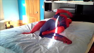 Red morph man humps spiderman and shoots through his suit - 7 image