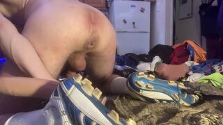 Riding my favourite dildo