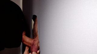 23-year-old boy returns, loaded with milk so that he can swallow it all