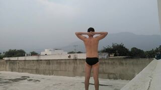 Exhibitionist hunk naked in his terrace (Terrace pt 1) - 5 image