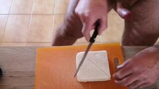 Cicci77 prepares sandwiches with sperm for his friends !! - 15 image