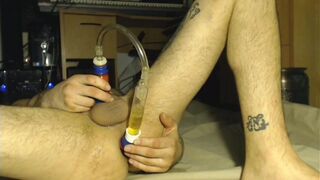 I piss directly into my own ass SOO much it overflows. super extreme fetish