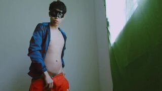 Guy dances and touches himself until he cums