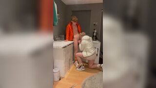 Twinks fuck in trainers - 2 image