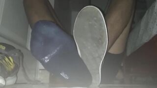 Blue sweaty socks and bare feet with cumshot - 4 image