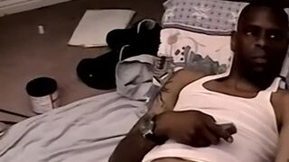 Black amateur barebacks mature homosexual before cumming